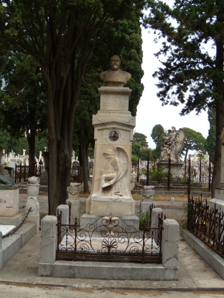 Monumento Luigi Bruno